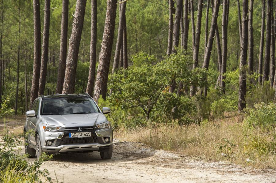  Mitsubishi ASX 2017 года  (WW) (фото 6 из 41)